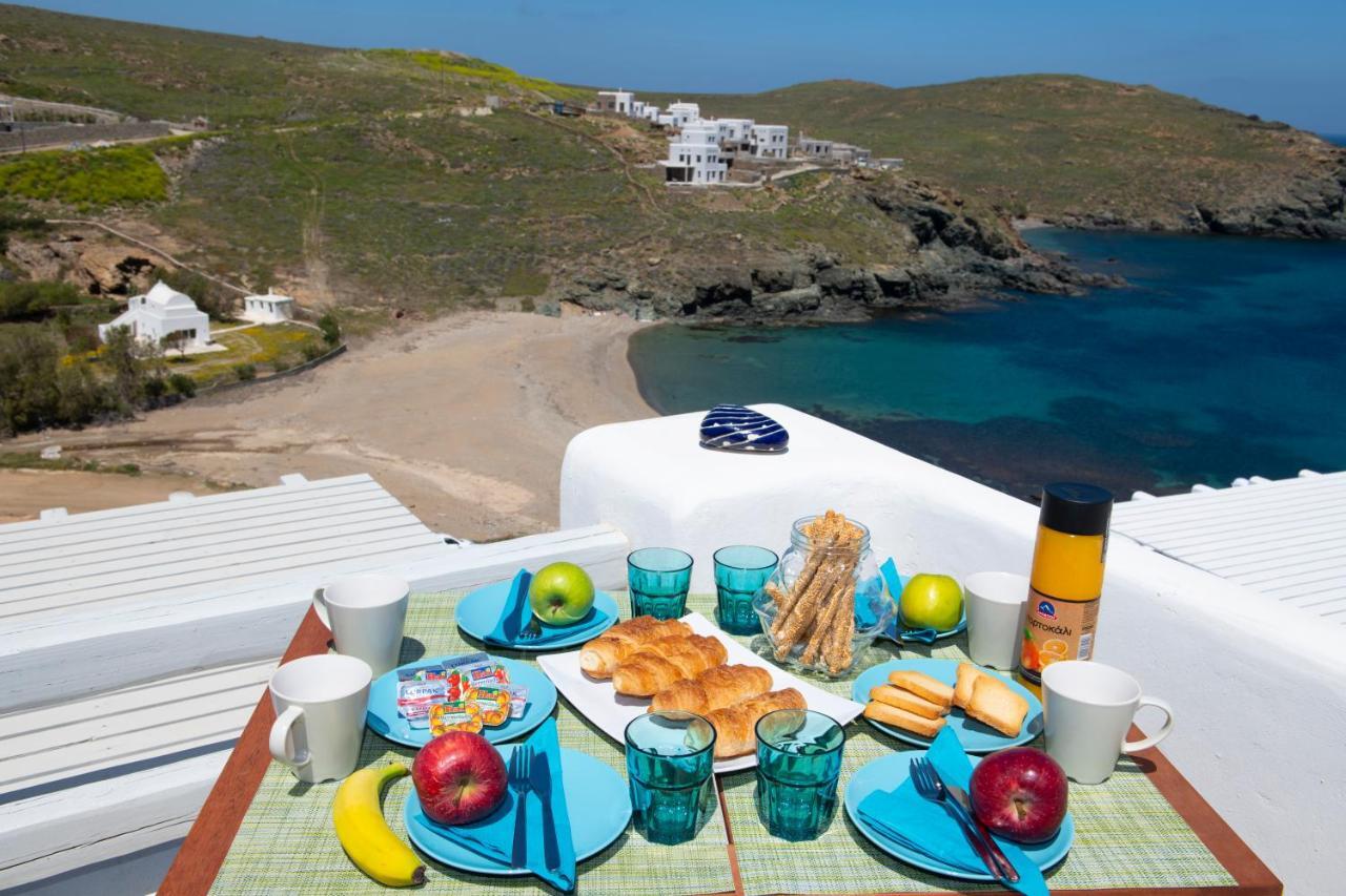 Superior Beachfront Apartment 1 With View To The Aegean Sea Panormos  Eksteriør billede
